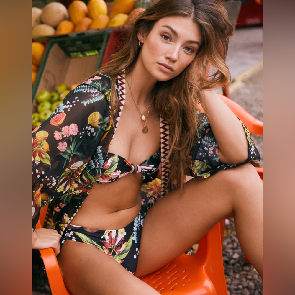 Agua Bendita Maui Story Lucille Zoe Bikini Top